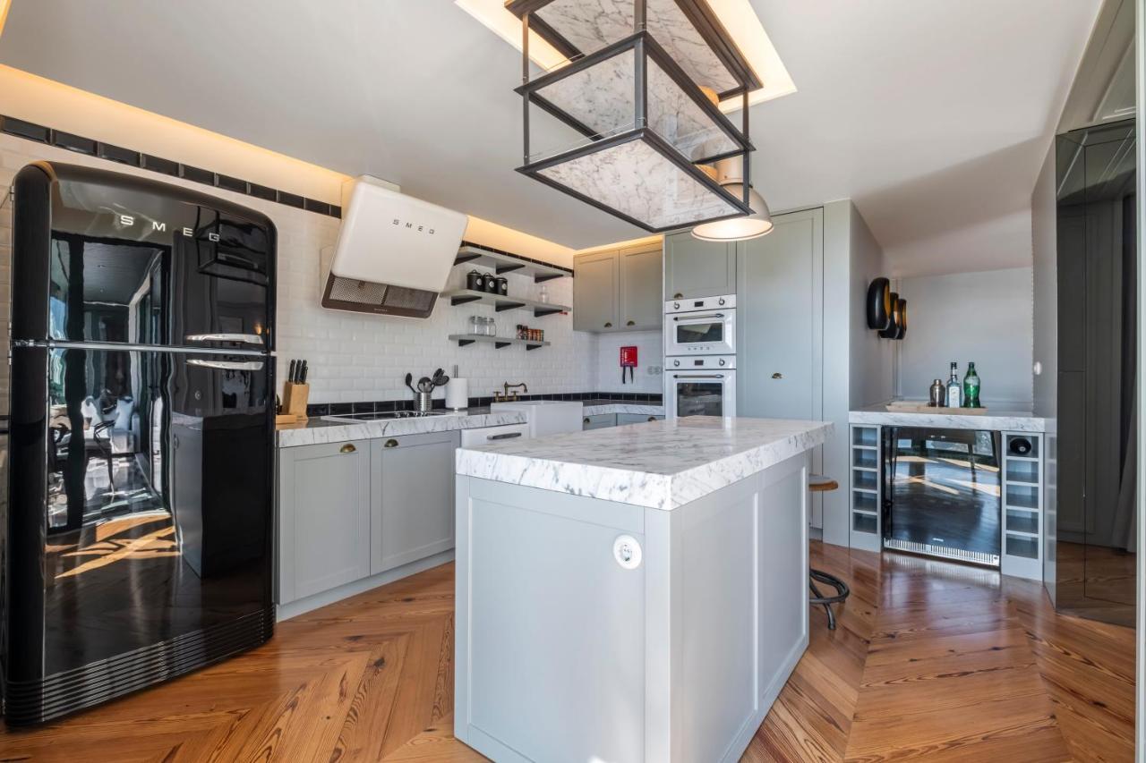 Luxury Oceanfront At Reid'S Gardens Apartment Фуншал Екстериор снимка